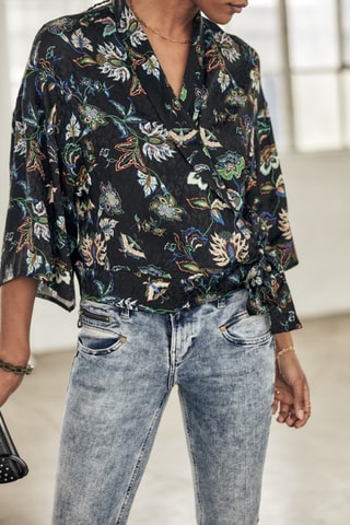 Blusa Triane Florescent - Preto