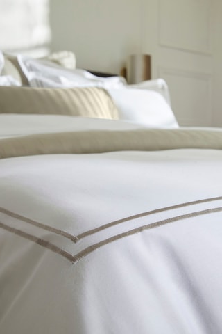 Conjunto de edredão em cetim de algodão 80 fios/cm² La Rochelle - Branco e toupeira