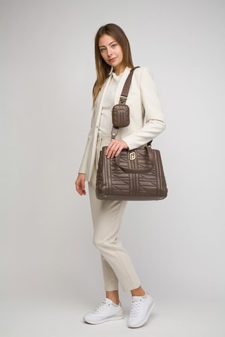 Shopper Bruin