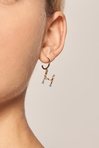 Boucle d'oreille Letter H Earrings 2019 Letters - Argent plaqué or jaune, labradorite, aigue-marine, zircons, spinelle et péridot
