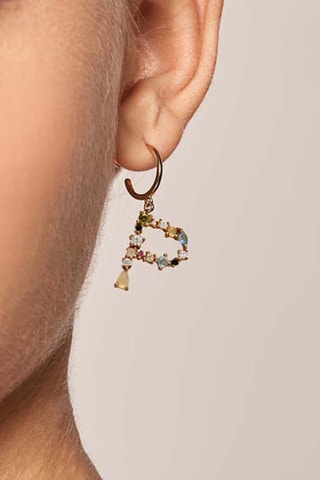 Boucle d'oreille Letter P Earrings 2019 Letters - Argent plaqué or jaune, labradorite, aigue-marine, zircons, spinelle et péridot
