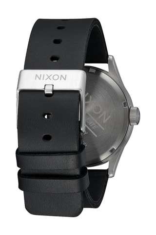Montre à quartz en cuir Sentry - Noir et blanc