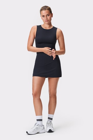 Vestido curto sem mangas - Preto