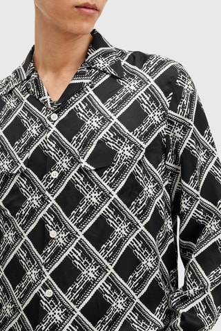 Camisa regular - Preto