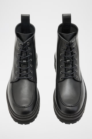 Boots em couro - Preto