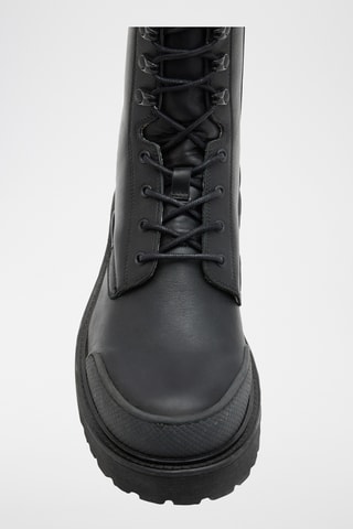 Boots em couro - Preto