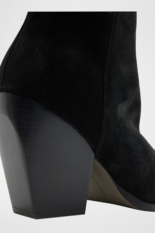 Botas em couro - Preto