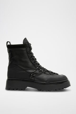 Botins em couro - Preto