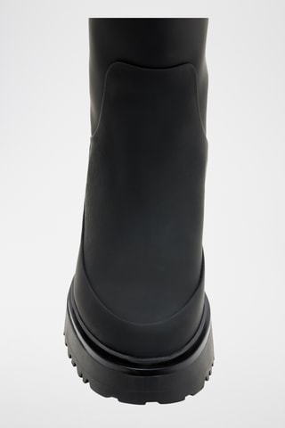 Botas em couro - Preto