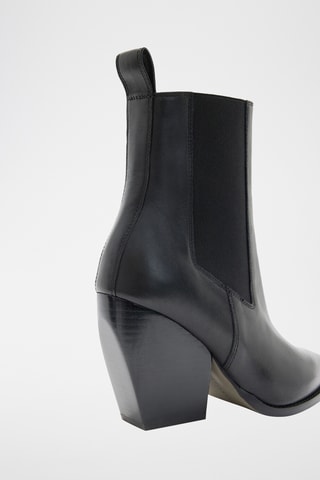 Botins Chelsea em couro - Preto