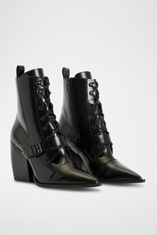 Botins em couro - Preto