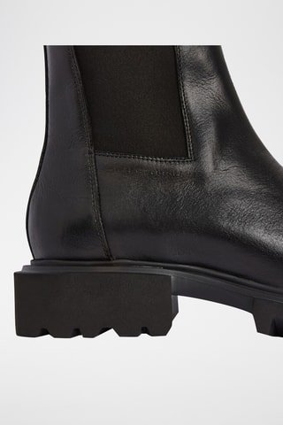 Botins Chelsea em couro - Preto