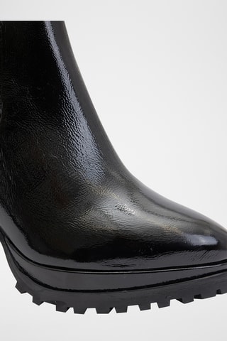 Botins Chelsea em couro envernizado - Preto