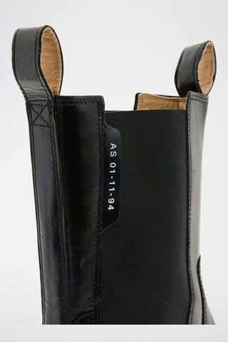 Botins Chelsea em couro - Preto
