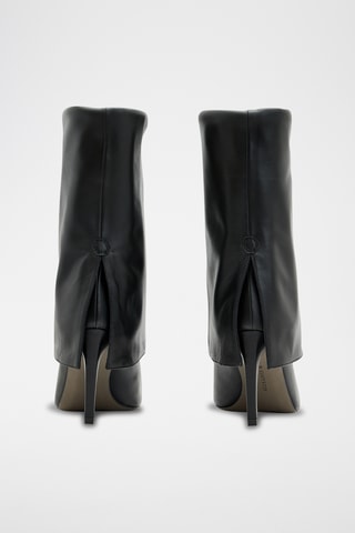 Botas em couro - Preto