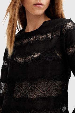 Top regular em renda - Preto