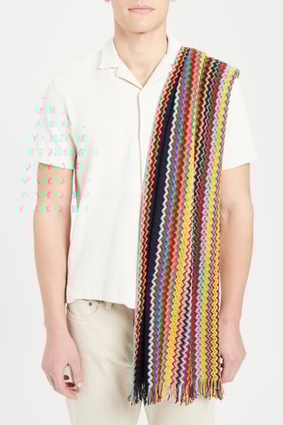 Echarpe en laine 
Noir