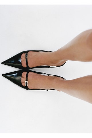 Chaussures talon ouvertes à l'arrière boucles - Noir