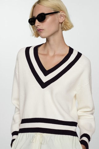 Pull-over à col en V contrastant - Écru