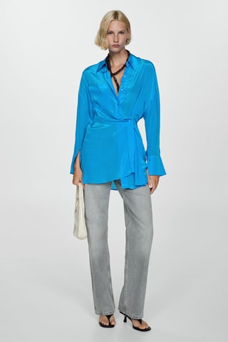 Chemise longue satinée fermeture asymétrique - Bleu