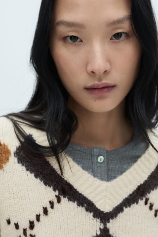 Pull-over losanges col V - Ecru