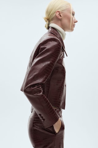 Veste crop effet croco - Bordeaux
