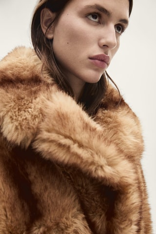 Manteau en fausse fourrure à revers - Marron