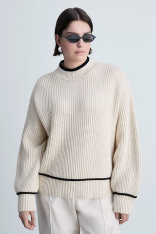 Pull-over col montant détails contrastés - Beige