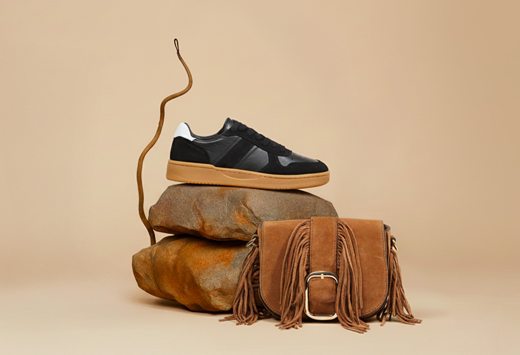 MINELLI en vente flash sur SHOWROOMPRIVÉ