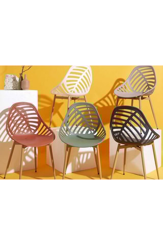 4 stoelen 52,3 x 86,5 x 49 cm