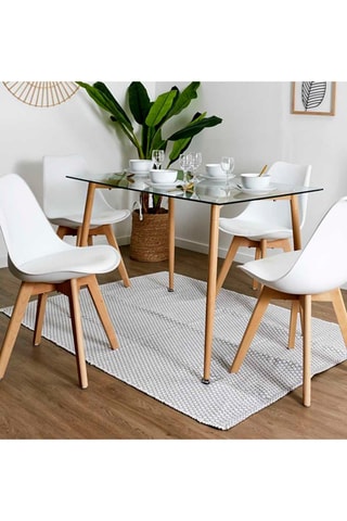 2 Scandinavische Stoelen - Wit en Naturel