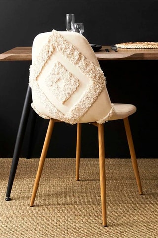 2 Stoelen Faro Mirage 
Crèmekleurig en Bruin