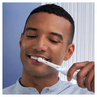 Escova de dentes elétrica conectada iO series 7 Duo