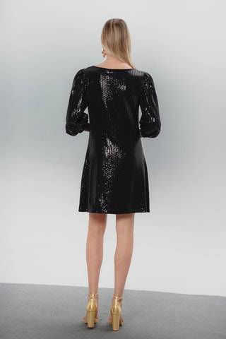 Vestido trapézio - Preto