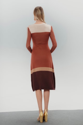 Vestido estilo patinadora - Camel