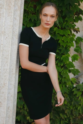 Vestido justo - Preto