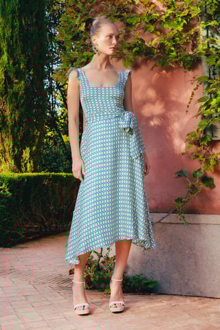 Vestido midi - Branco e azul-elétrico