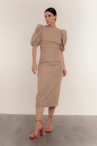 Vestido justo - Camel