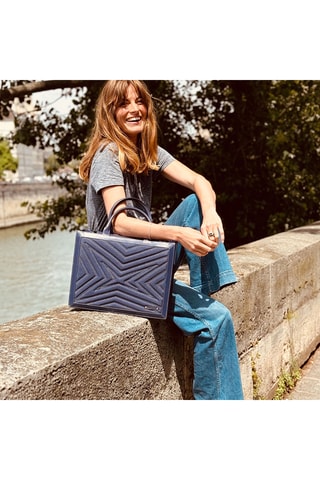 Mala em couro Une Femme dans la Ville - Azul