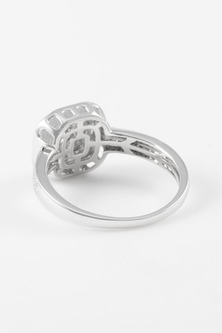 Anel 
Ouro branco e diamantes