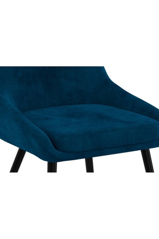 2 cadeiras Olivia - 47,5 x 79 x 54 cm - Revestimento em veludo