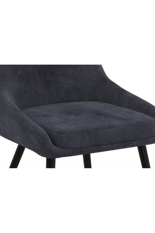 2 cadeiras Olivia - 47,5 x 79 x 54 cm - Revestimento em veludo