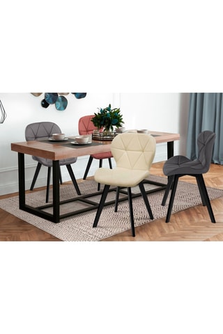 4 chaises Daisy - 
Beige, gris clair, gris foncé et rose