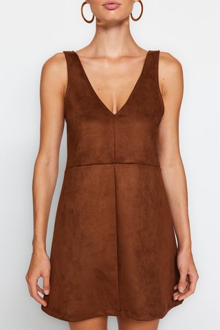 Vestido estilo patinadora Castanho