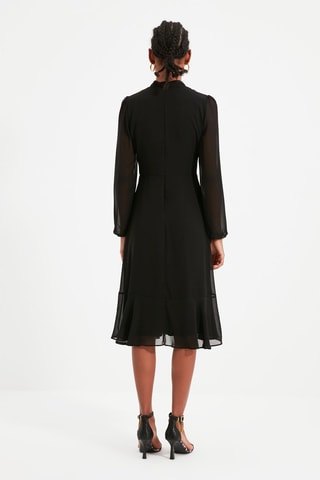 Vestido direito Preto