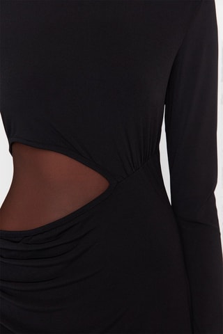 Vestido midi Preto