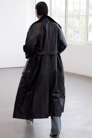 Trench - Preto