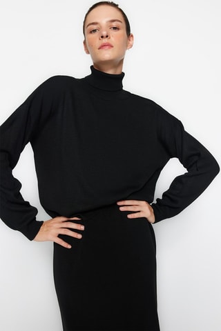 Camisola e saia Preto