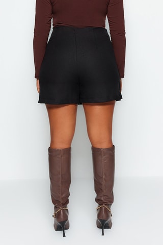 Saia-calção Plus Size Preto