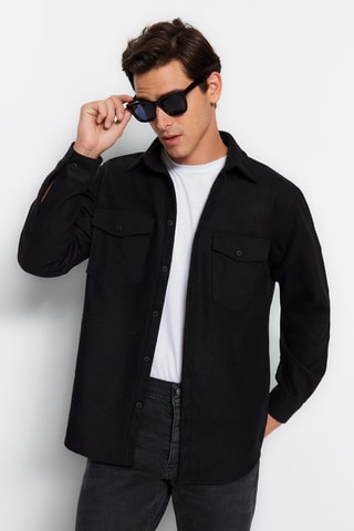 Camisa regular - Preto